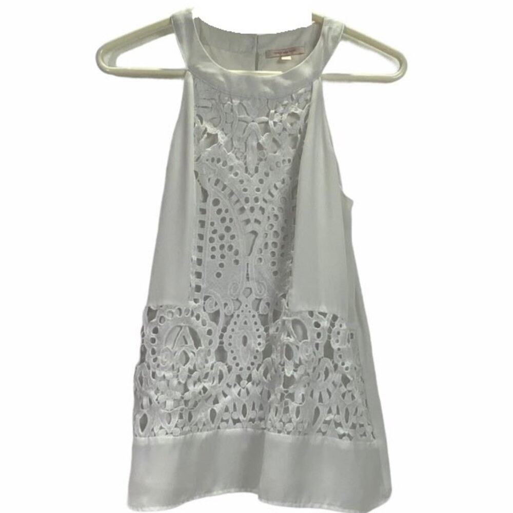 Skies are Blue Sleeveless Bekah Crochet Overlay Halter Blouse Size Small